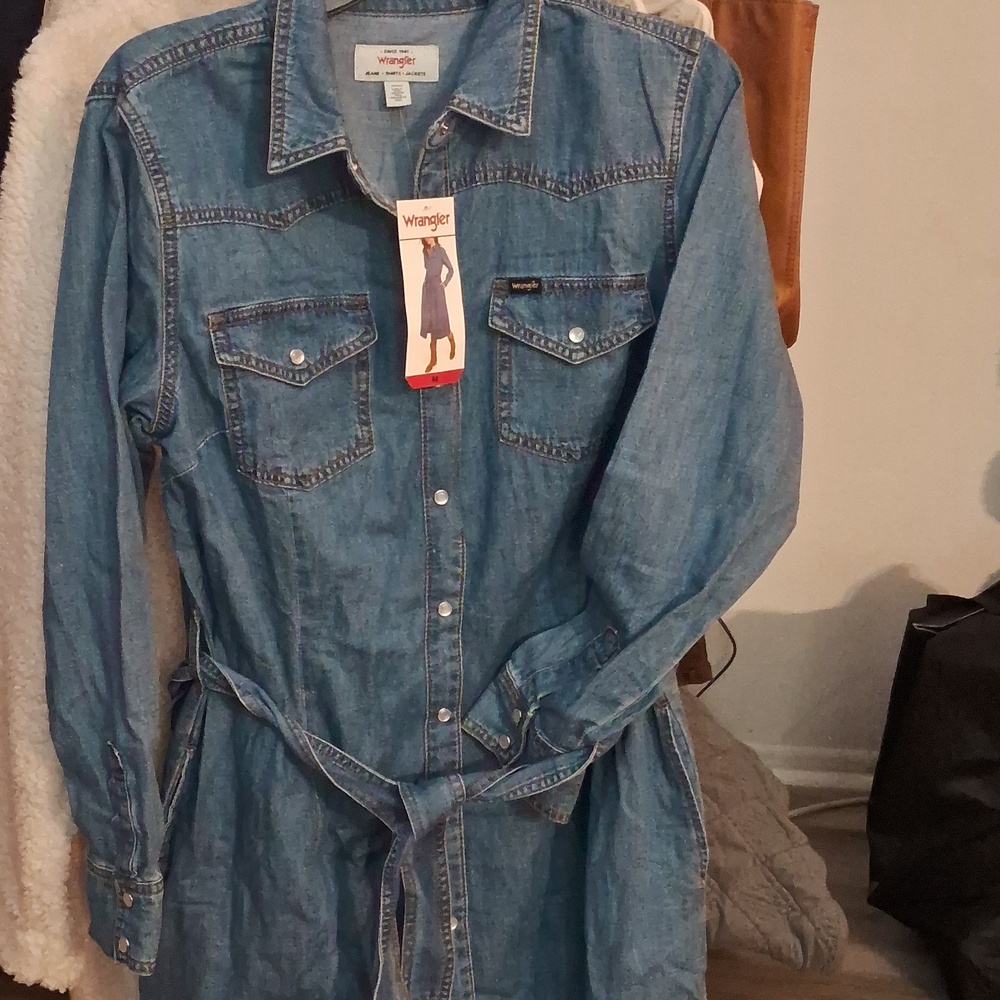 Wrangler Classic Blue Denim Dress - Picture 2 of 5